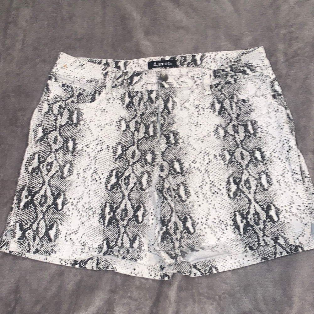 Black & White Snake Print shorts